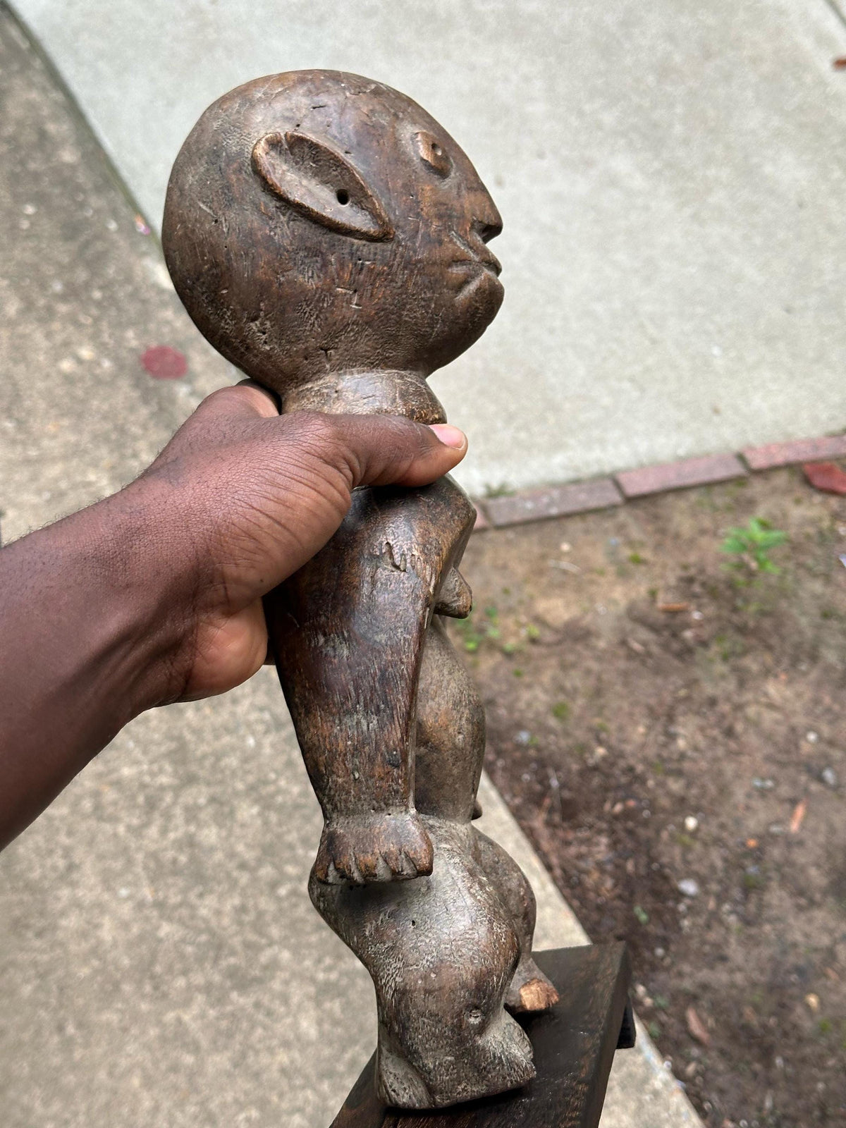 Vintage Tiv Ihambe Ancestor Figure - Stylized Guardian from Nigeria, 13.5" Tall