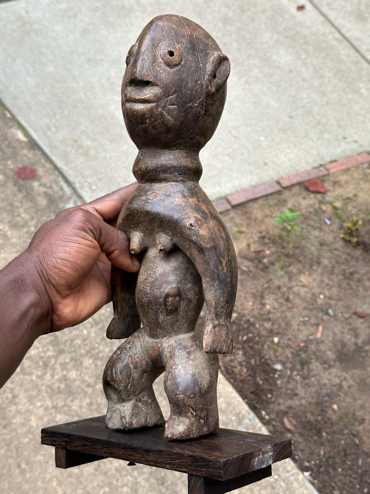 Vintage Tiv Ihambe Ancestor Figure - Stylized Guardian from Nigeria, 13.5" Tall