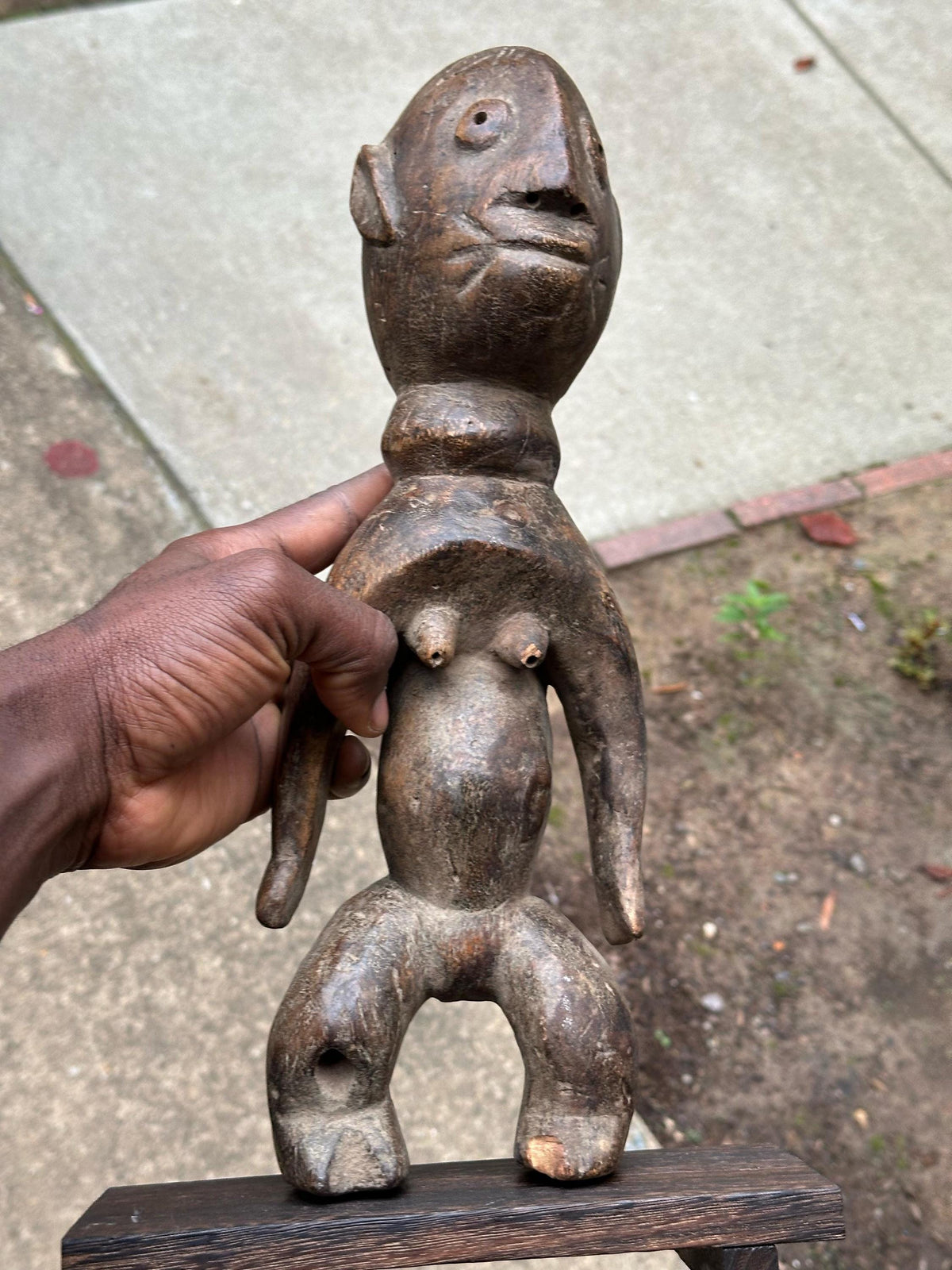 Vintage Tiv Ihambe Ancestor Figure - Stylized Guardian from Nigeria, 13.5" Tall