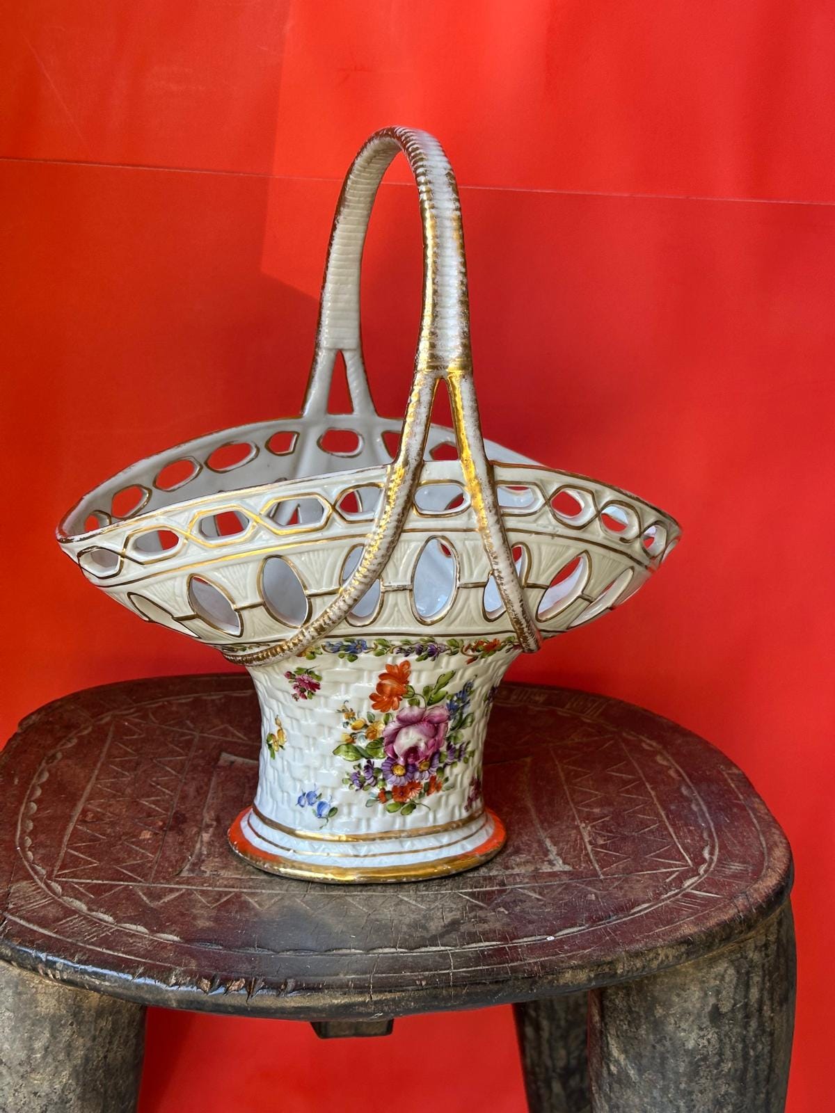 Von Schierholz Plaue Porcelain Basket – Reticulated Floral Gold Handle 10"