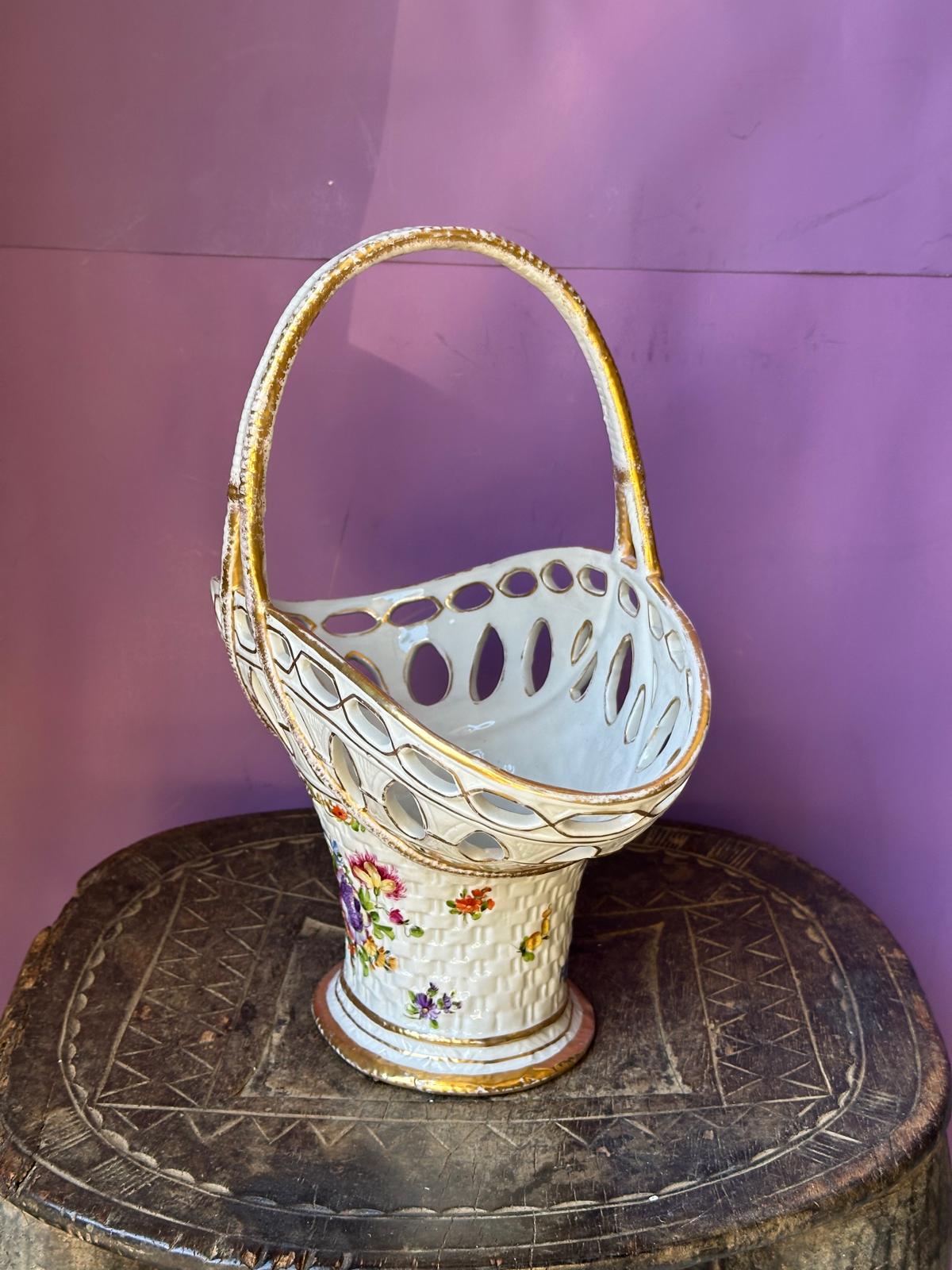 Von Schierholz Plaue Porcelain Basket – Reticulated Floral Gold Handle 10"