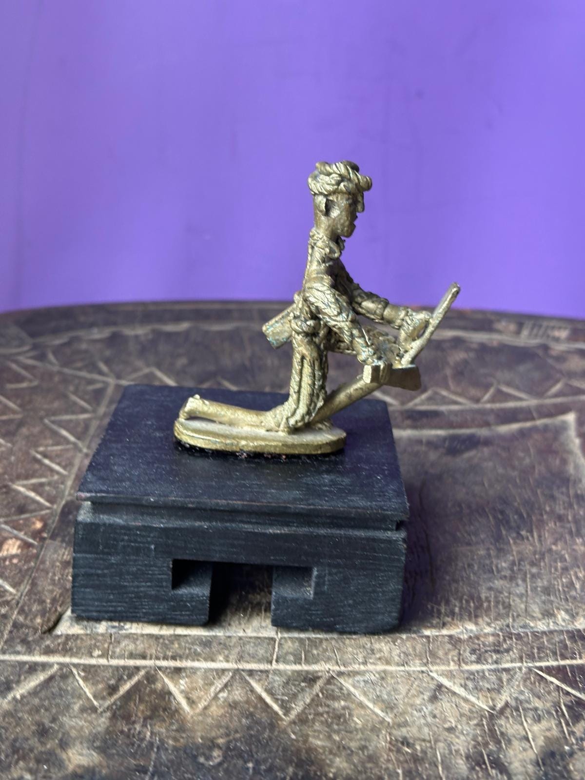 Vintage African Bronze Sculpture – Kneeling Warrior with Shield 2.8"