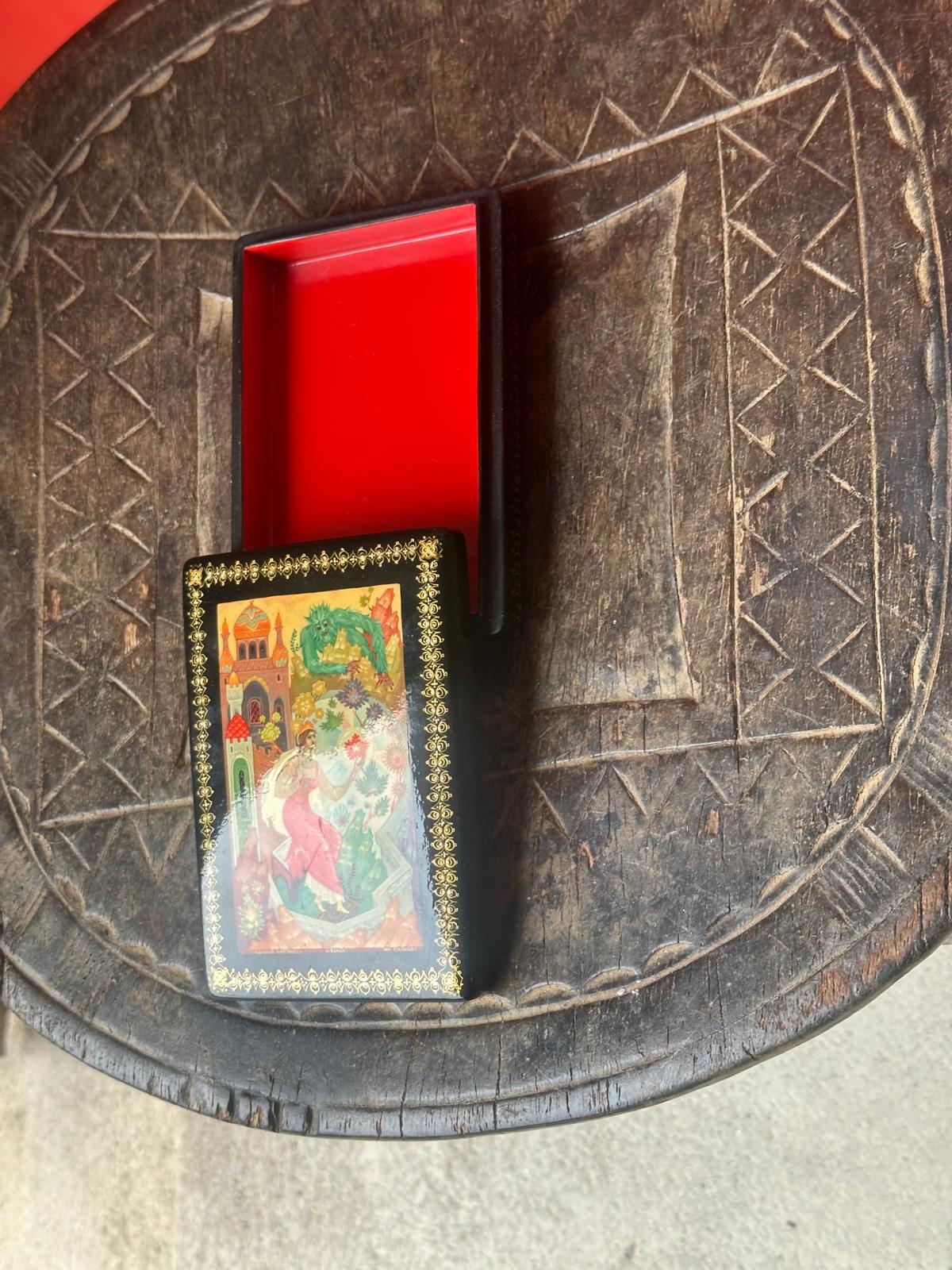 Vintage Russian Kholuy Lacquer Box – The Scarlet Flower (Beauty & Beast) 4.5"