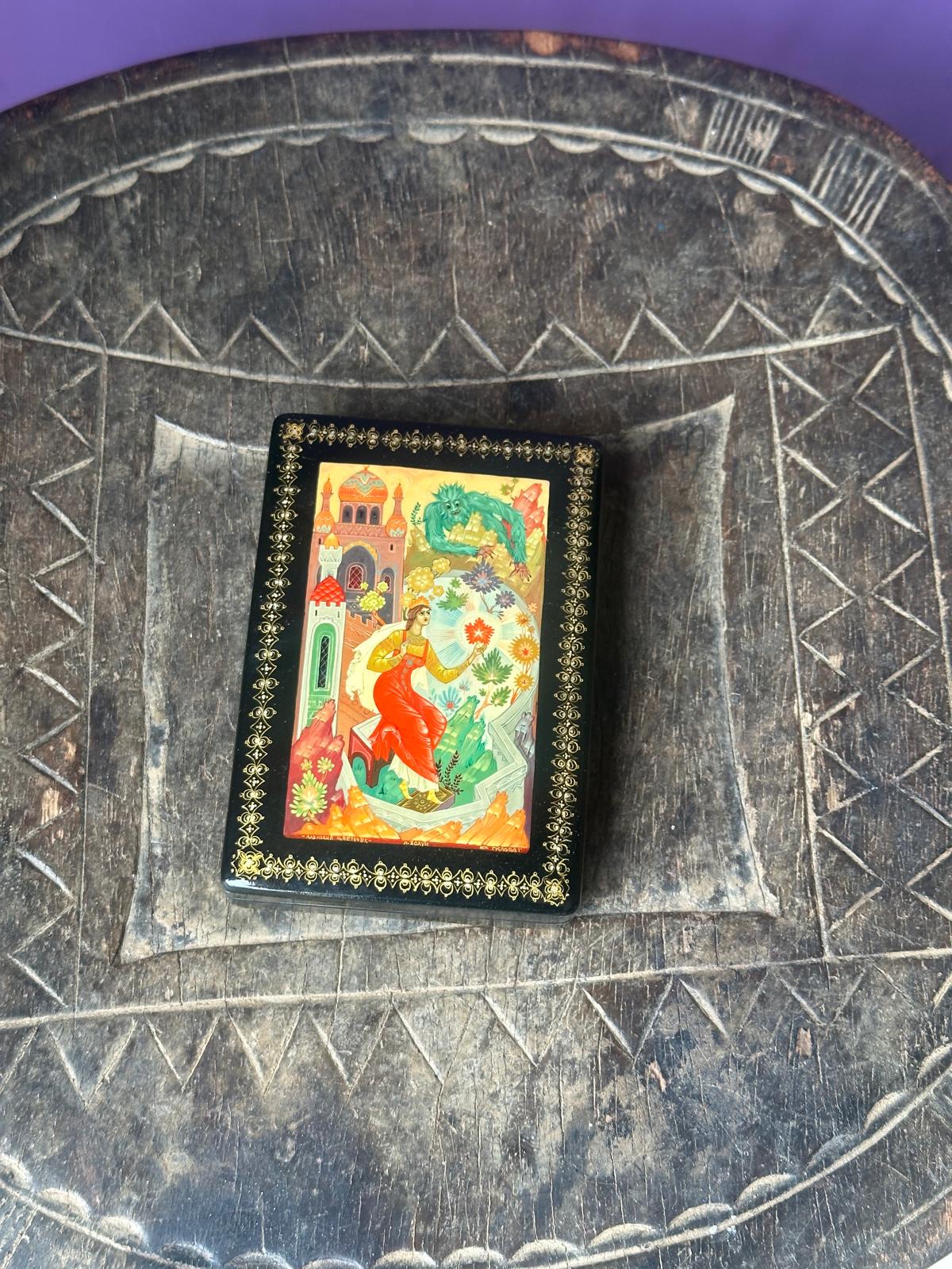 Vintage Russian Kholuy Lacquer Box – The Scarlet Flower (Beauty & Beast) 4.5"