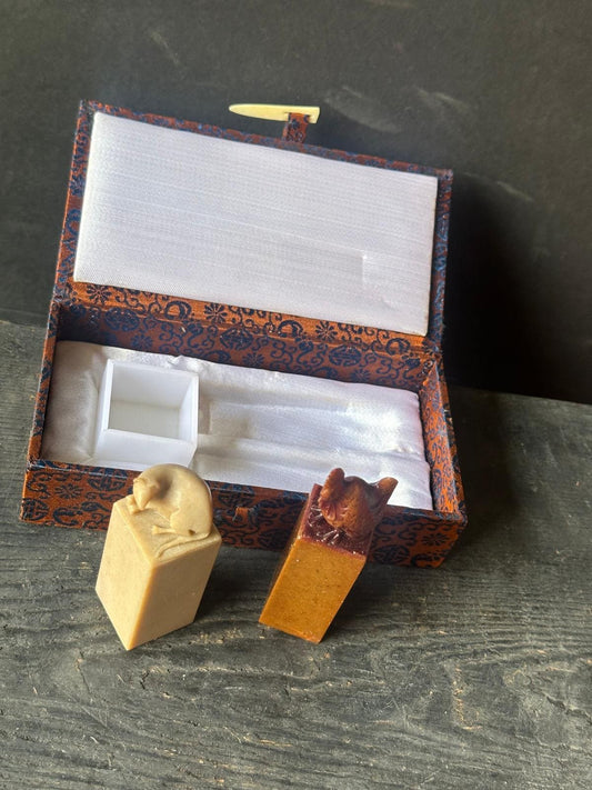 Vintage Chinese Carved Stone Seal Chop Set – Blank Zodiac Rooster Rat Boxed