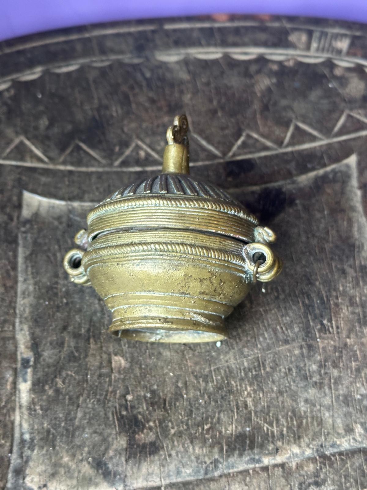 Vintage Indian Bronze Kumkum Tikka Box Ribbed Lidded Ritual Pot 3"