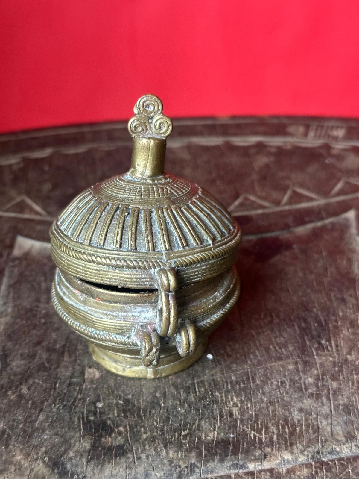 Vintage Indian Bronze Kumkum Tikka Box Ribbed Lidded Ritual Pot 3"