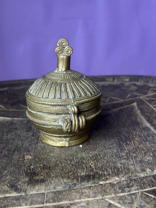 Vintage Indian Bronze Kumkum Tikka Box Ribbed Lidded Ritual Pot 3"