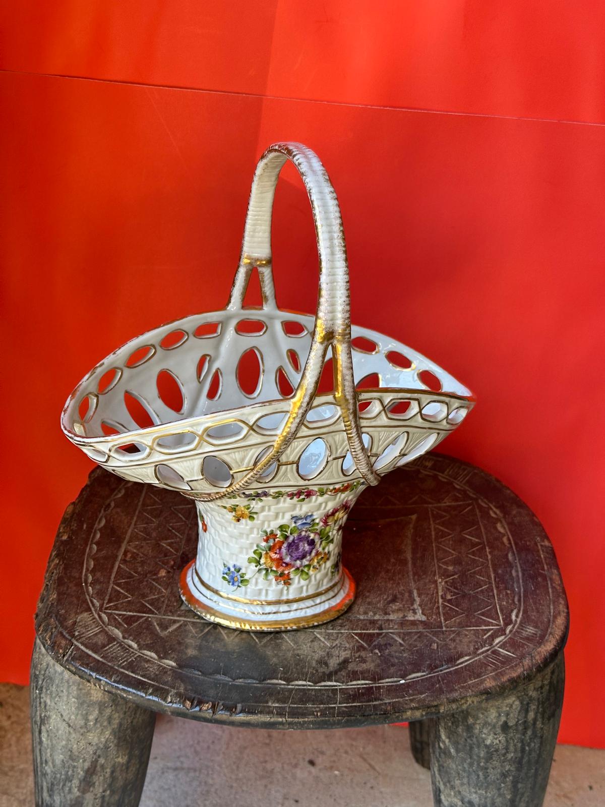 Von Schierholz Plaue Porcelain Basket – Reticulated Floral Gold Handle 10"