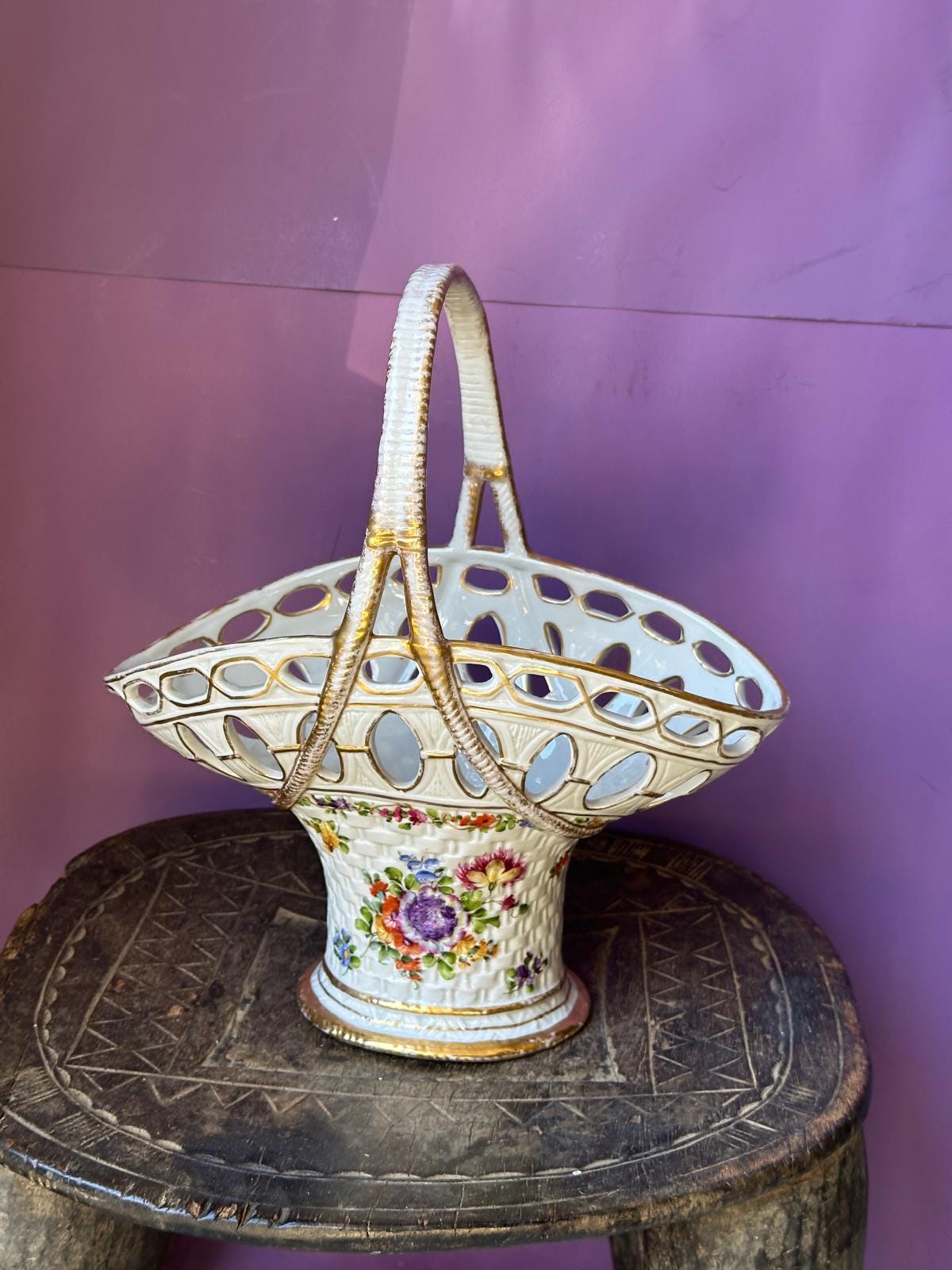 Von Schierholz Plaue Porcelain Basket – Reticulated Floral Gold Handle 10"