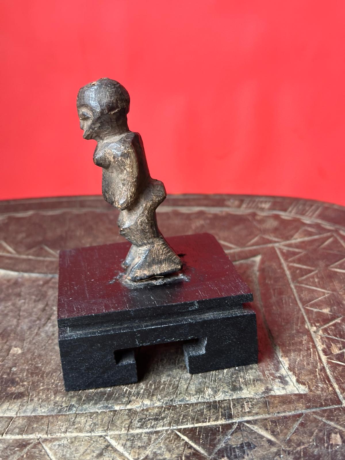 Vintage African Ngbandi / Ngbaka Figure – Encrusted Patina Congo 3"