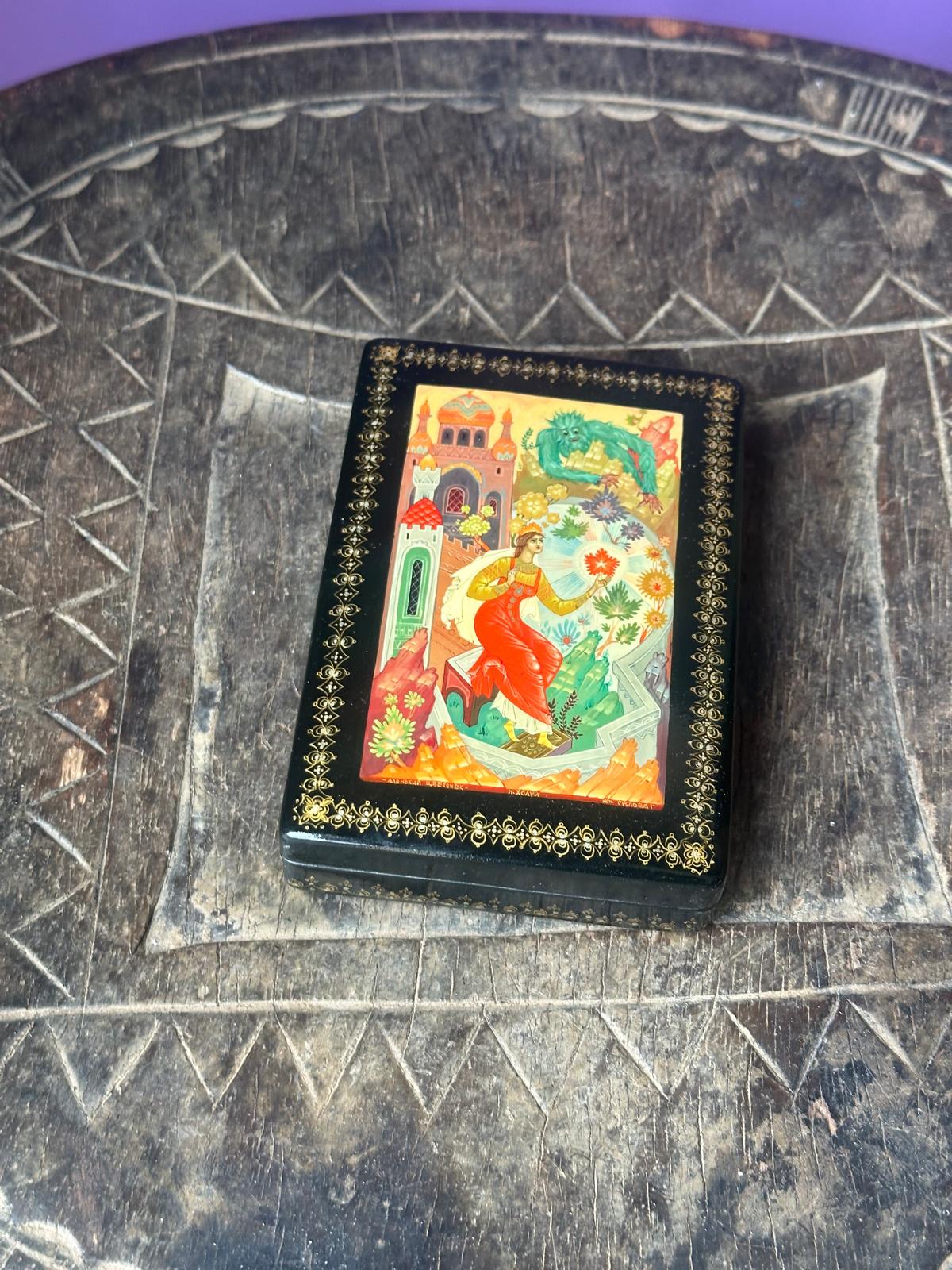 Vintage Russian Kholuy Lacquer Box – The Scarlet Flower (Beauty & Beast) 4.5"