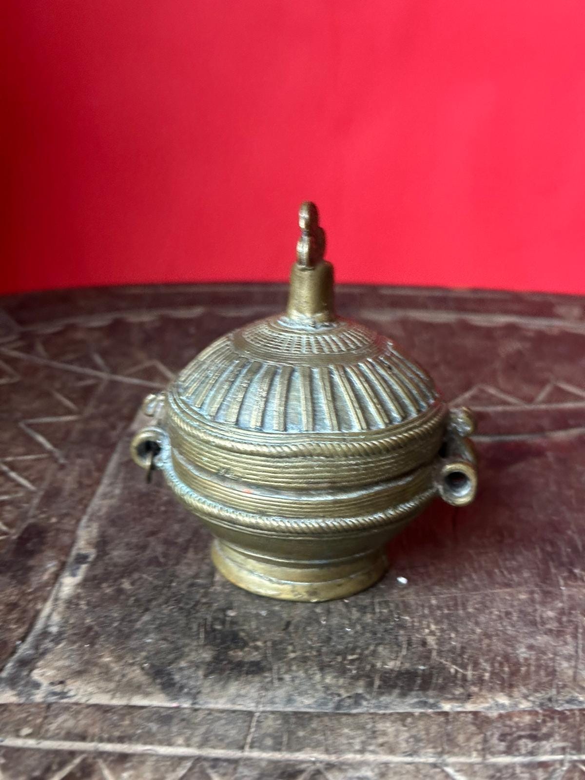 Vintage Indian Bronze Kumkum Tikka Box Ribbed Lidded Ritual Pot 3"
