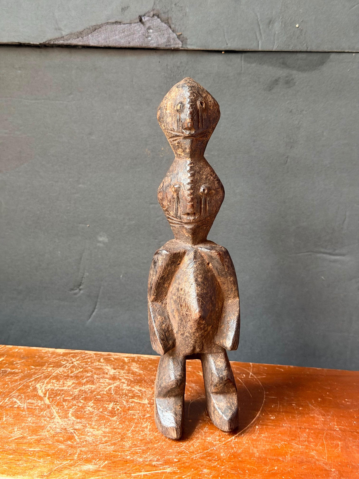 Vintage African Chamba Wood Figure Nigeria Double Headed Tau Sculpture 9.5"
