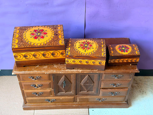 Vintage Set of 3 Nesting Pyrography Wood Jewelry Boxes Folk Art Floral