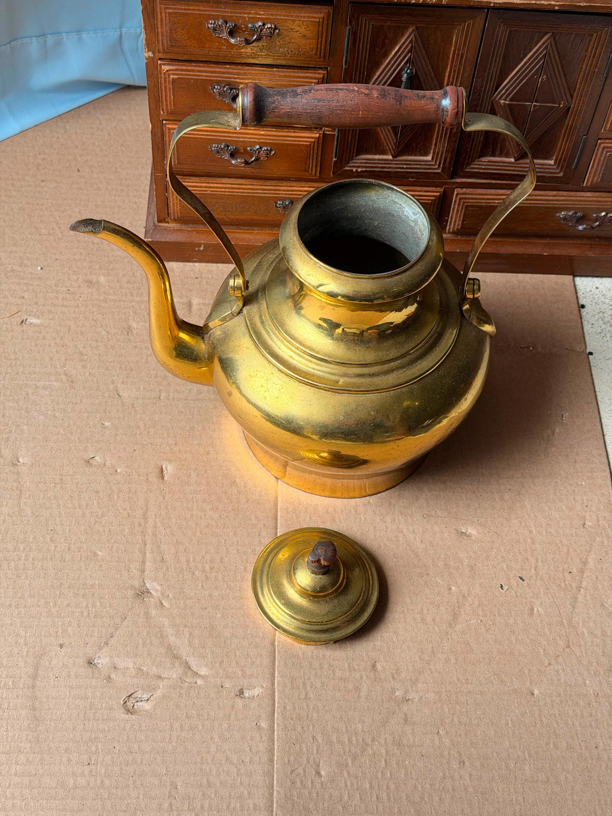 Vintage Polished Brass Tea Kettle Gooseneck Spout Wood Handle 9.5"