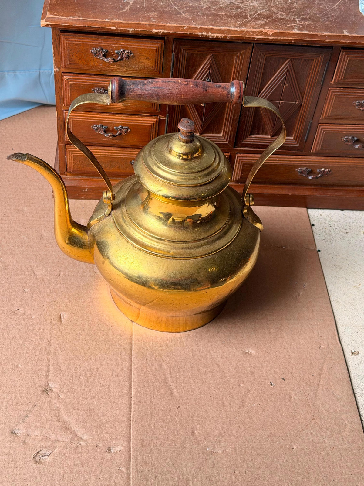Vintage Polished Brass Tea Kettle Gooseneck Spout Wood Handle 9.5"