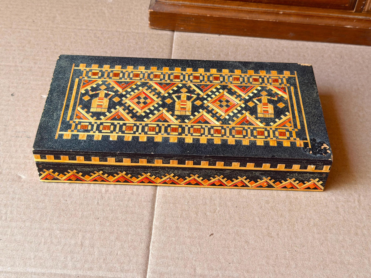 Vintage Ukrainian Straw Marquetry Box - Eastern European Folk Art Case 9.5"