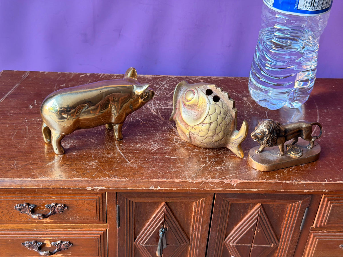 Vintage Brass Animal Figurine Set Pig Fish Lions Club Lion Statue Paperweight 3
