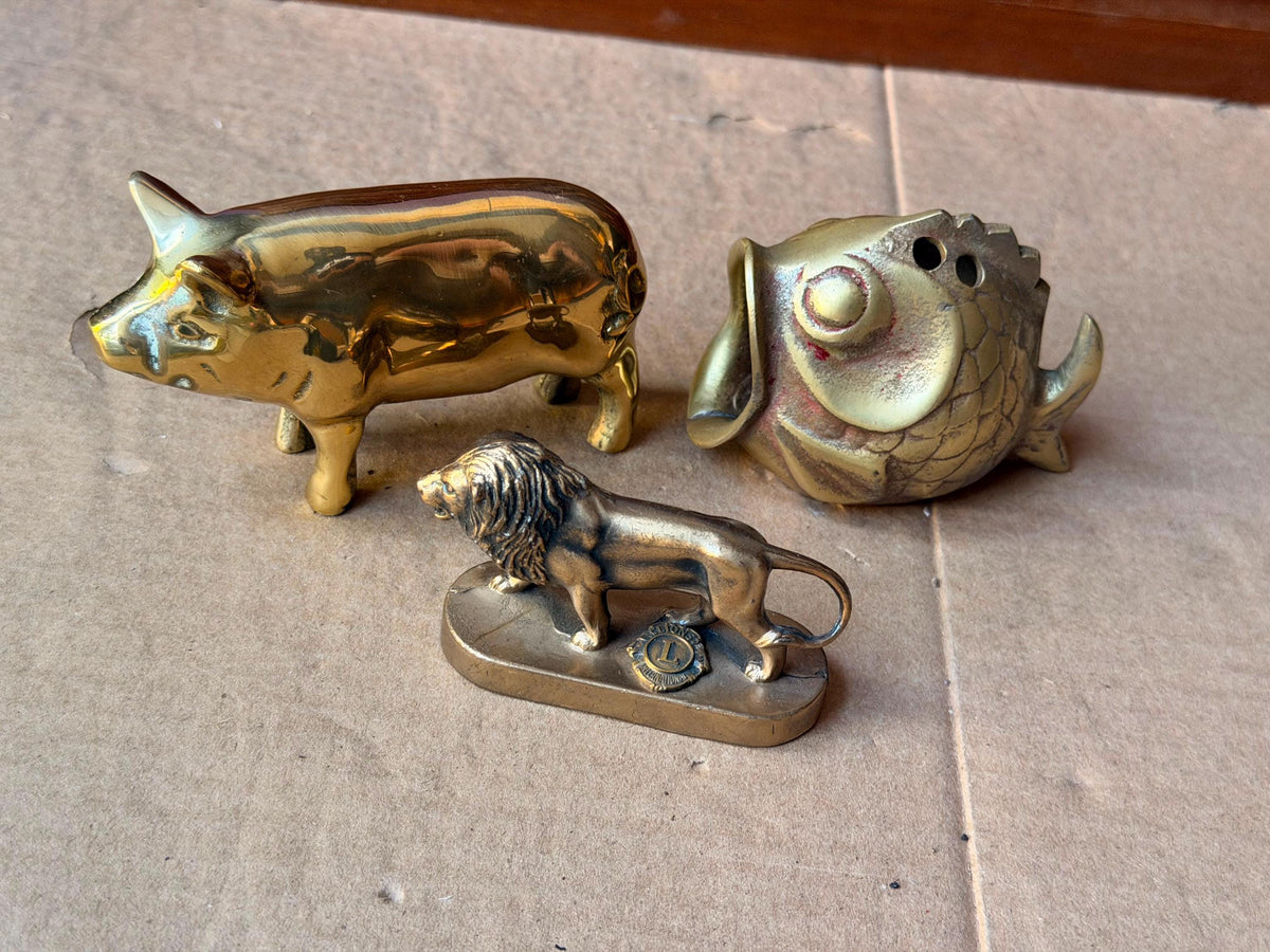 Vintage Brass Animal Figurine Set Pig Fish Lions Club Lion Statue Paperweight 3