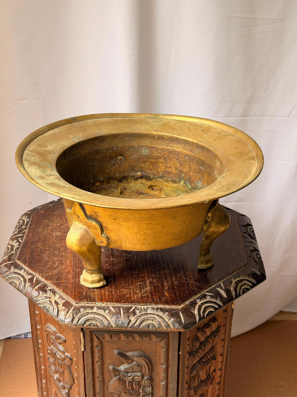 Vintage Cast Brass Tripod Basin 13.5" Wide Footed Centerpiece Vessel Urli