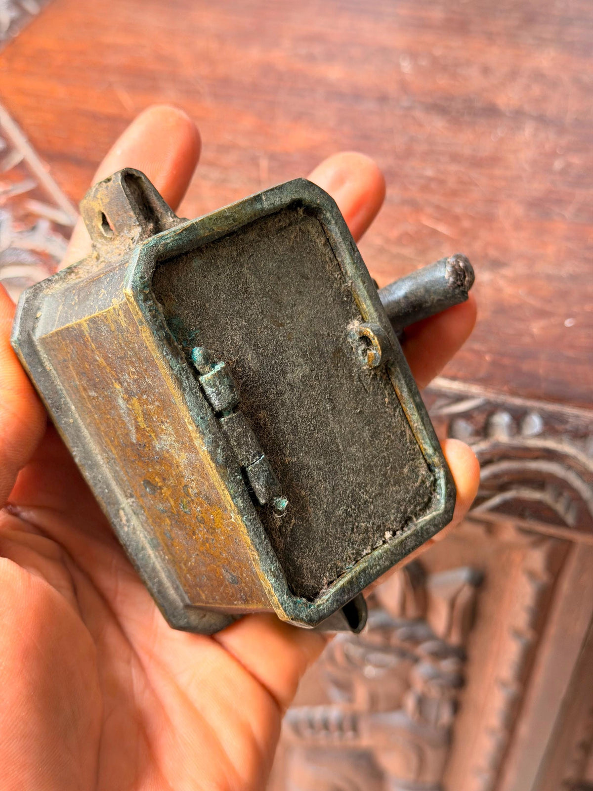 Vintage Cast Brass Machine Wick Feed Oiler Box Hinged Lubricator