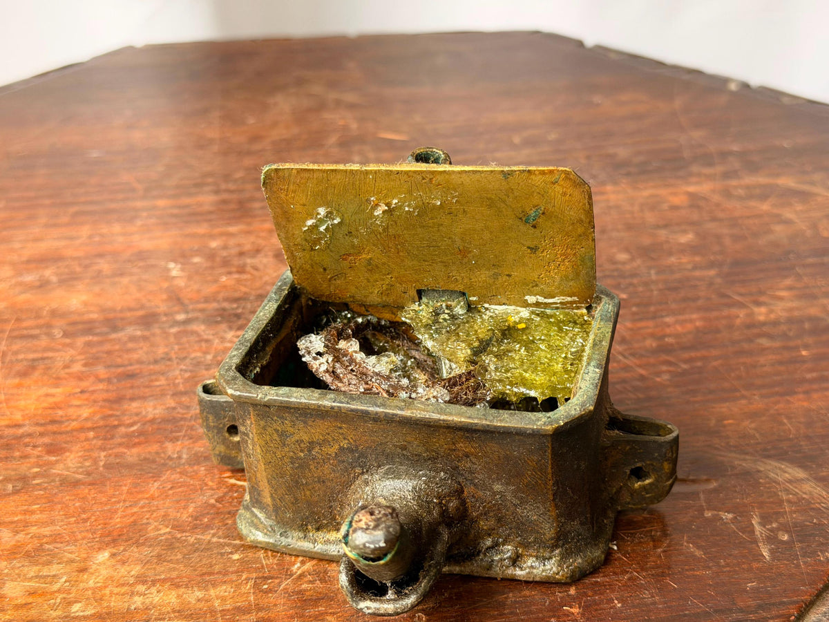 Vintage Cast Brass Machine Wick Feed Oiler Box Hinged Lubricator