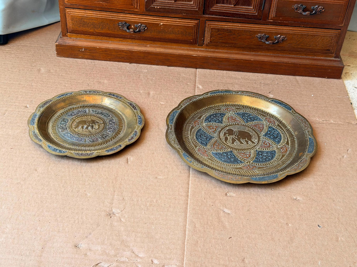 Vintage Indian Brass Elephant Wall Plate Set 2 Pc Chased Tray 8" & 6"