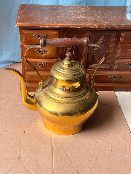 Vintage Polished Brass Tea Kettle Gooseneck Spout Wood Handle 9.5"