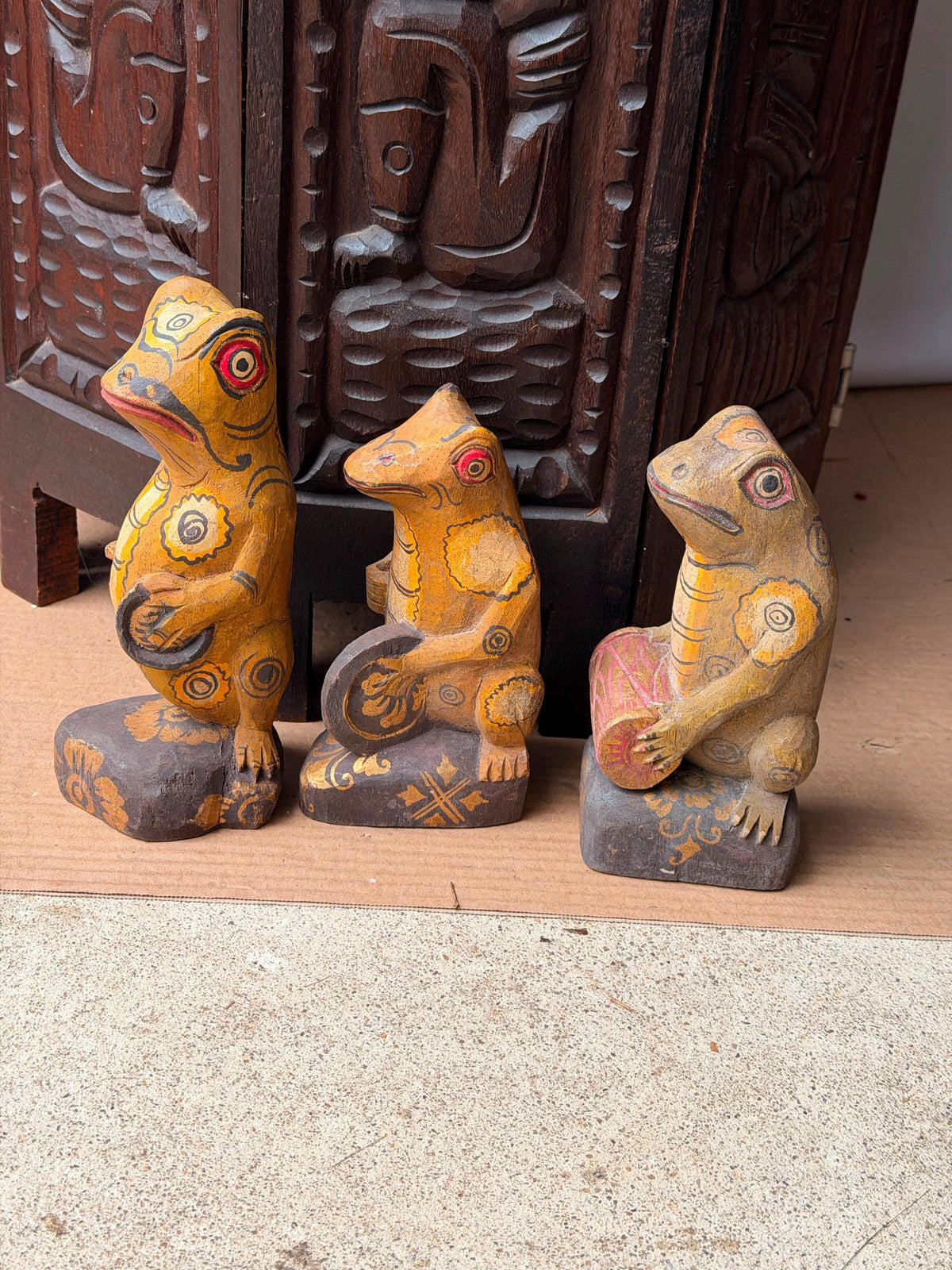 Vintage Carved Wood Frog Musician Trio Balinese Folk Art Band Statues 7.8"