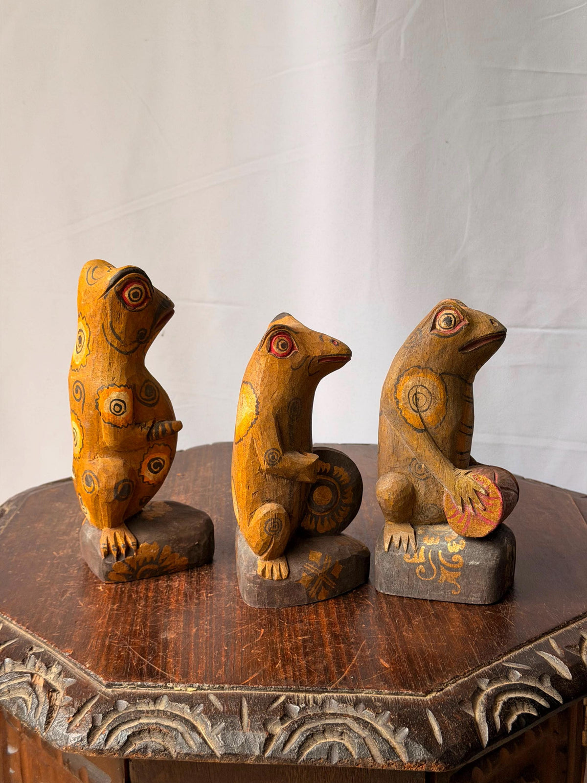 Vintage Carved Wood Frog Musician Trio Balinese Folk Art Band Statues 7.8"