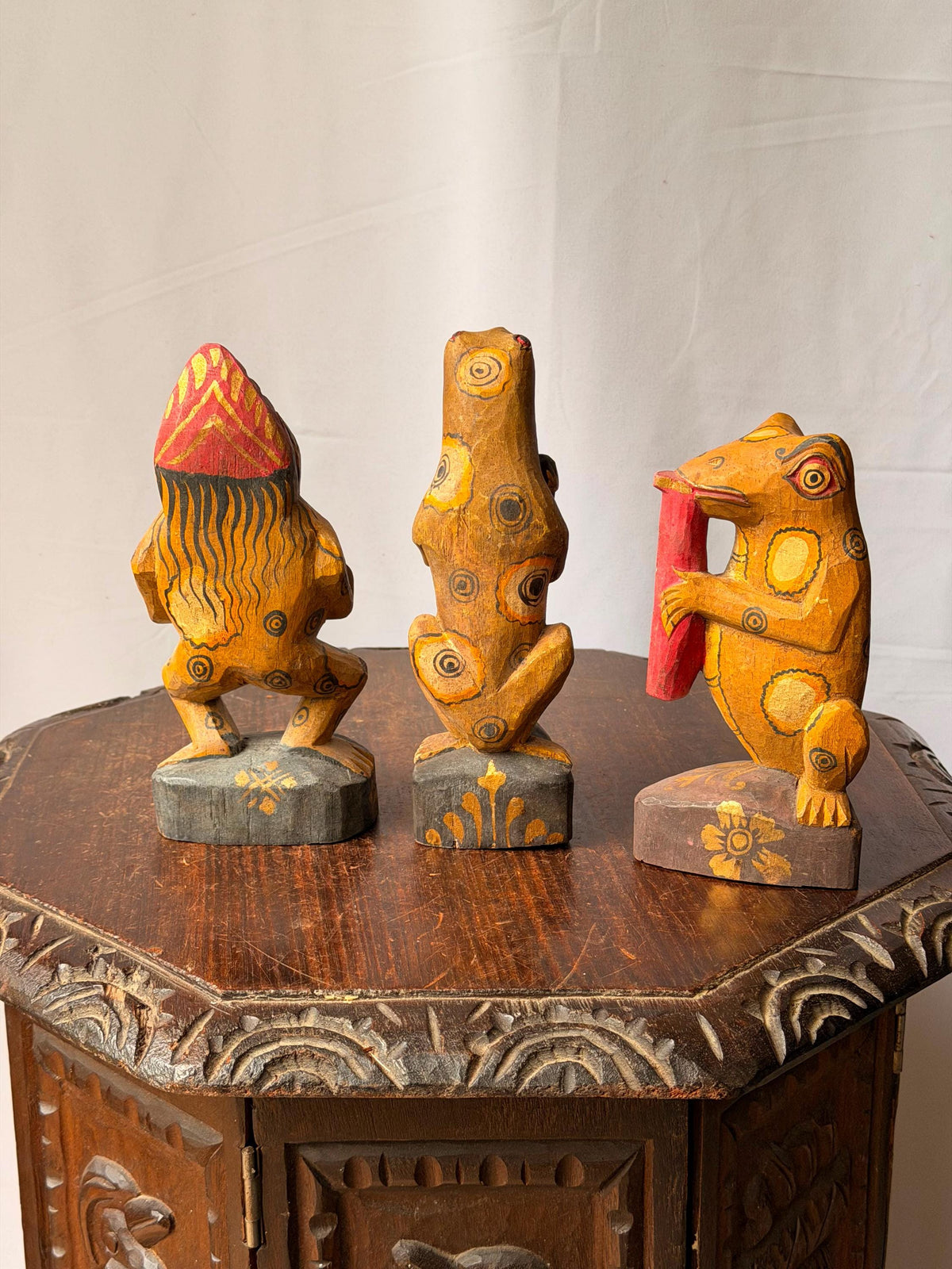 Vintage Carved Wood Frog Musician Trio Balinese Folk Art Band Statues 8"