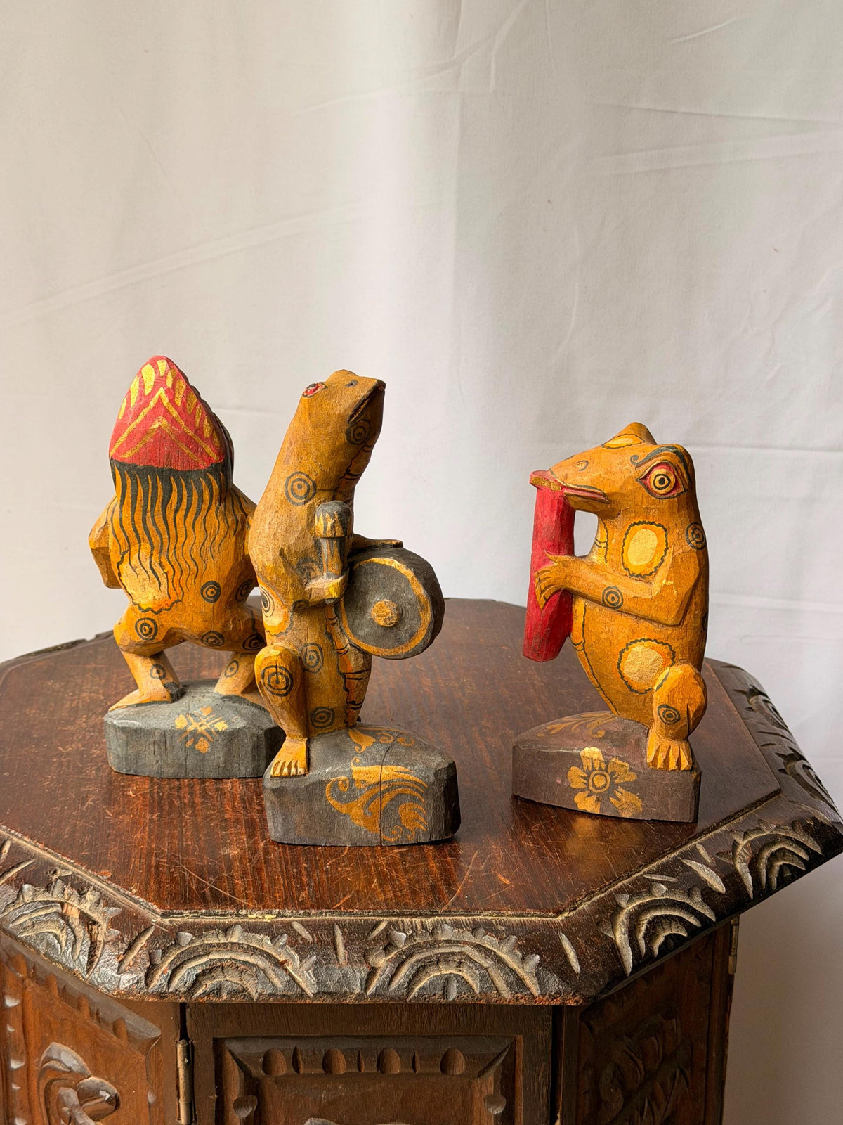 Vintage Carved Wood Frog Musician Trio Balinese Folk Art Band Statues 8"