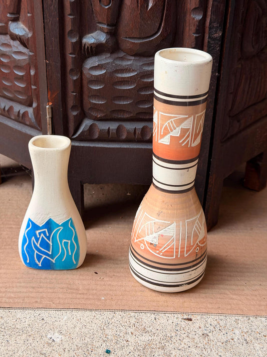 Vintage Native American Pottery Sioux Marion Sellwyn Navajo Vase Pair 8.2"