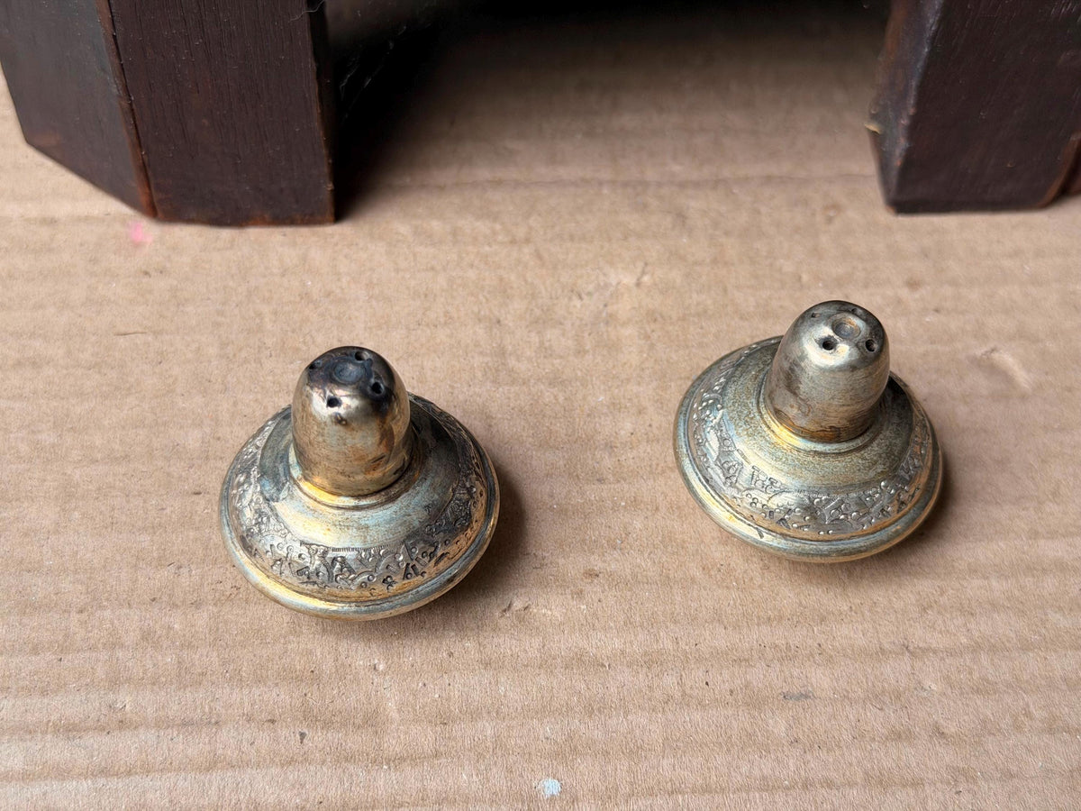Vintage Silver Plated Salt Pepper Shakers Etched Metal Spice Shakers