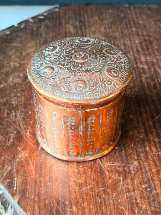 Vintage Tinned Copper Lidded Jar Hand Chased Floral Medallion Canister 4in
