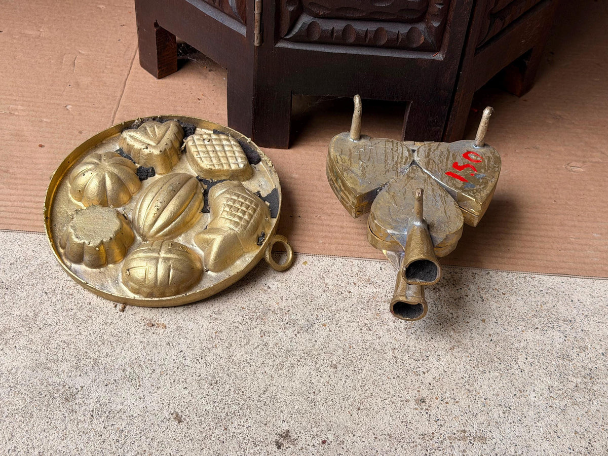 Vintage Brass Kue Waffle Iron & Multi-Cavity Cake Mold Pastry Press Set