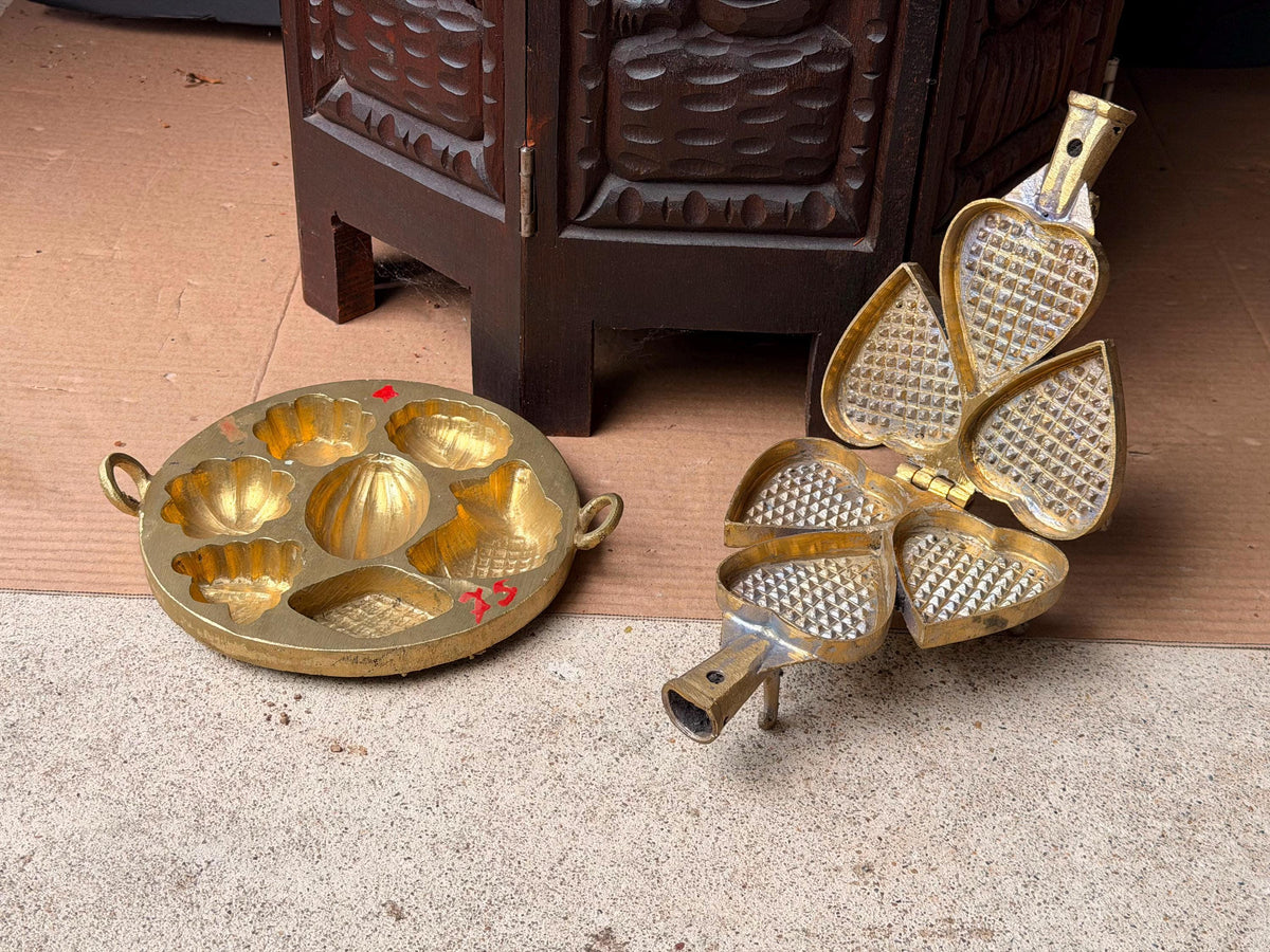 Vintage Brass Kue Waffle Iron & Multi-Cavity Cake Mold Pastry Press Set