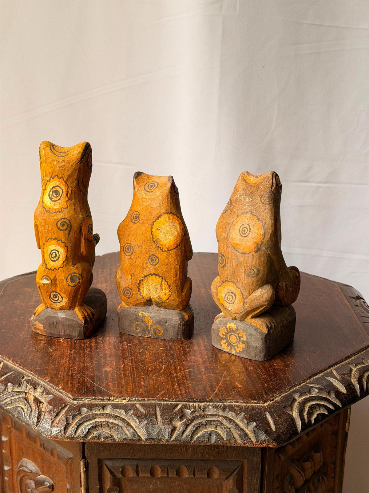 Vintage Carved Wood Frog Musician Trio Balinese Folk Art Band Statues 7.8"
