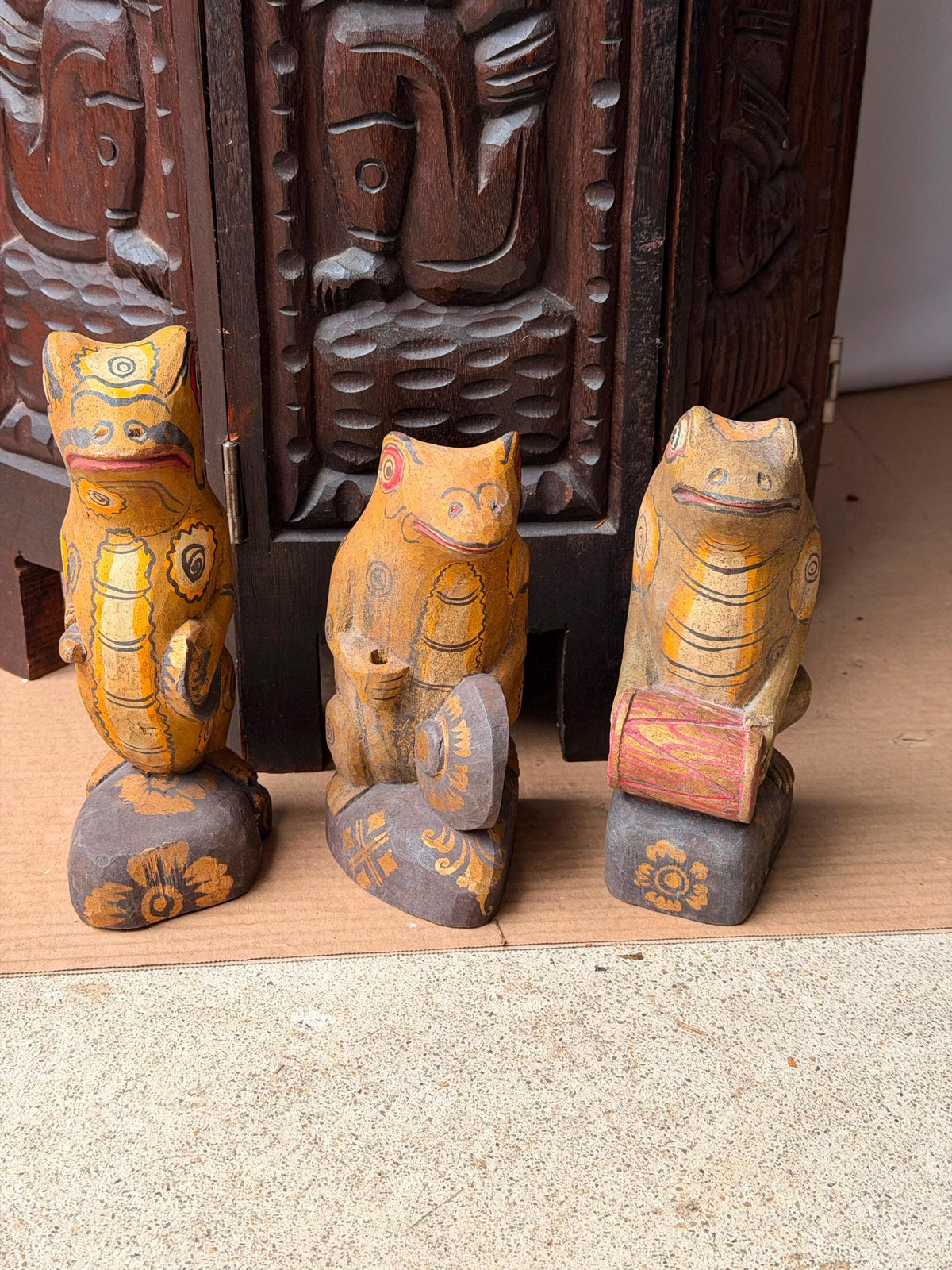 Vintage Carved Wood Frog Musician Trio Balinese Folk Art Band Statues 7.8"
