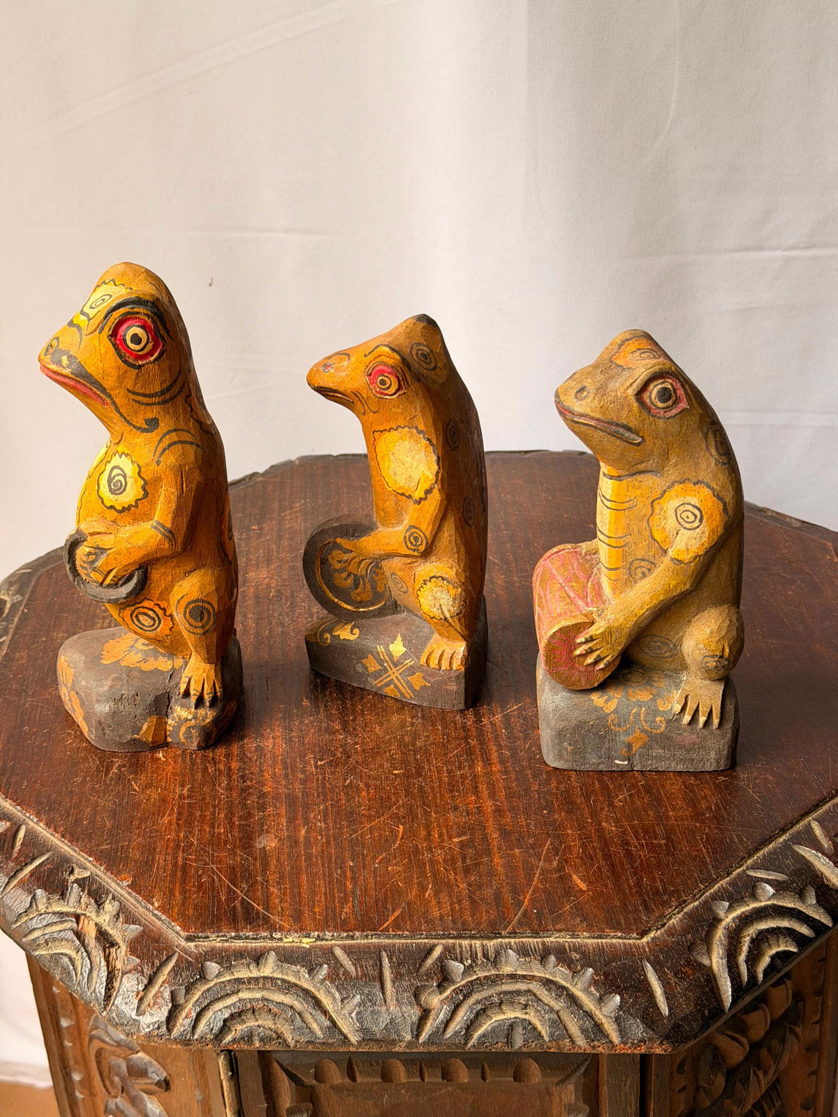 Vintage Carved Wood Frog Musician Trio Balinese Folk Art Band Statues 7.8"