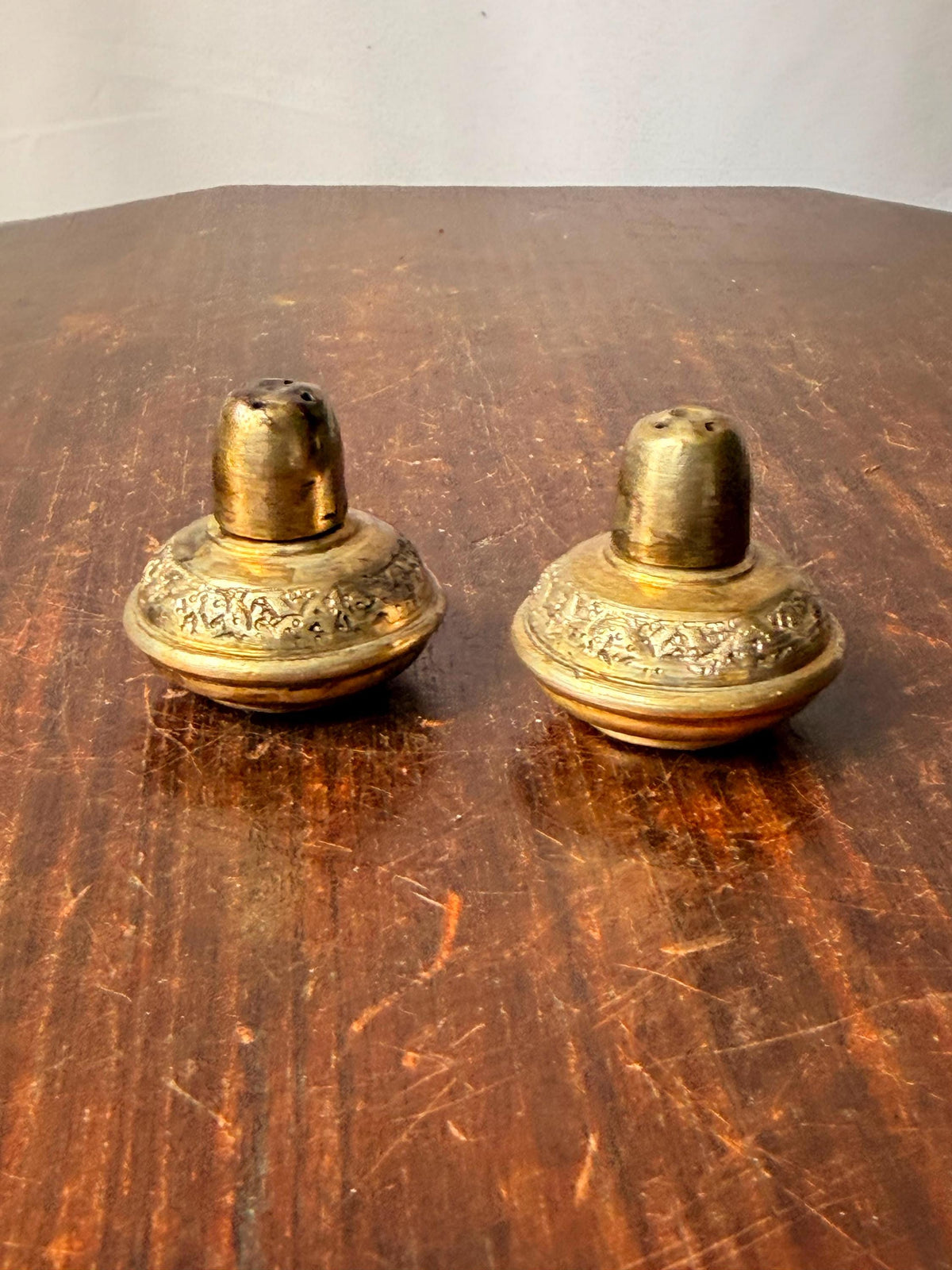 Vintage Silver Plated Salt Pepper Shakers Etched Metal Spice Shakers