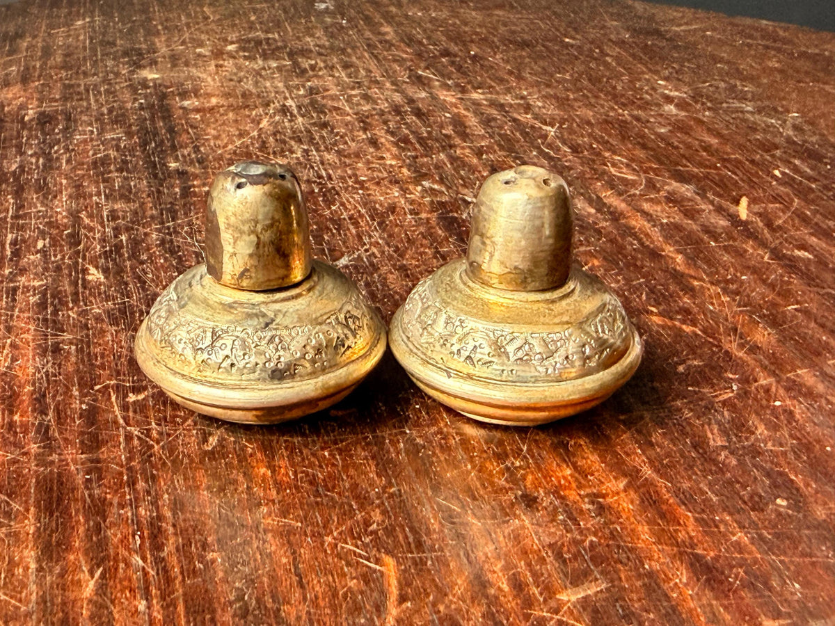 Vintage Silver Plated Salt Pepper Shakers Etched Metal Spice Shakers