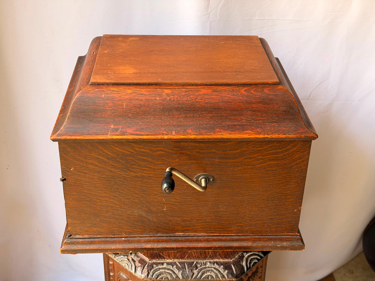 Antique HMV His Masters Voice Oak Gramophone Wind Up Tabletop Phonograph Player