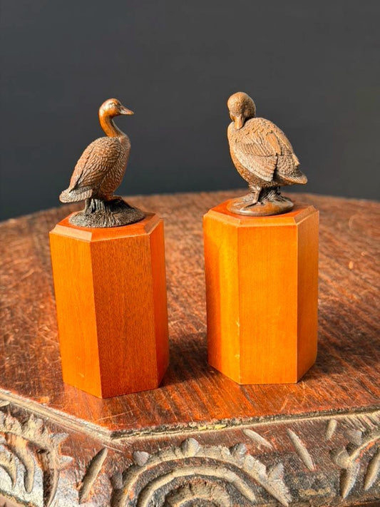 Pair Vintage 1984 Franklin Mint Duck Figurines RLB Tall Wood Base 5"