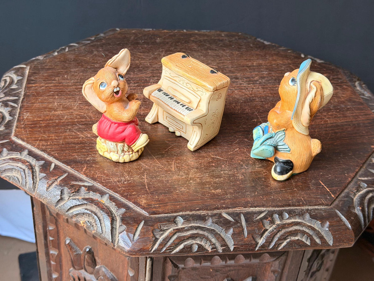 Vintage PenDelfin Stonecraft 3pc Set The Thumper Piano Whopper Rabbit
