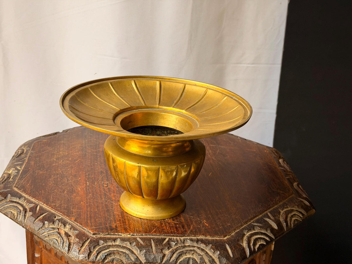 Vintage Brass Flared Bowl Ribbed Pedestal Centerpiece Vessel 9.5x5.8