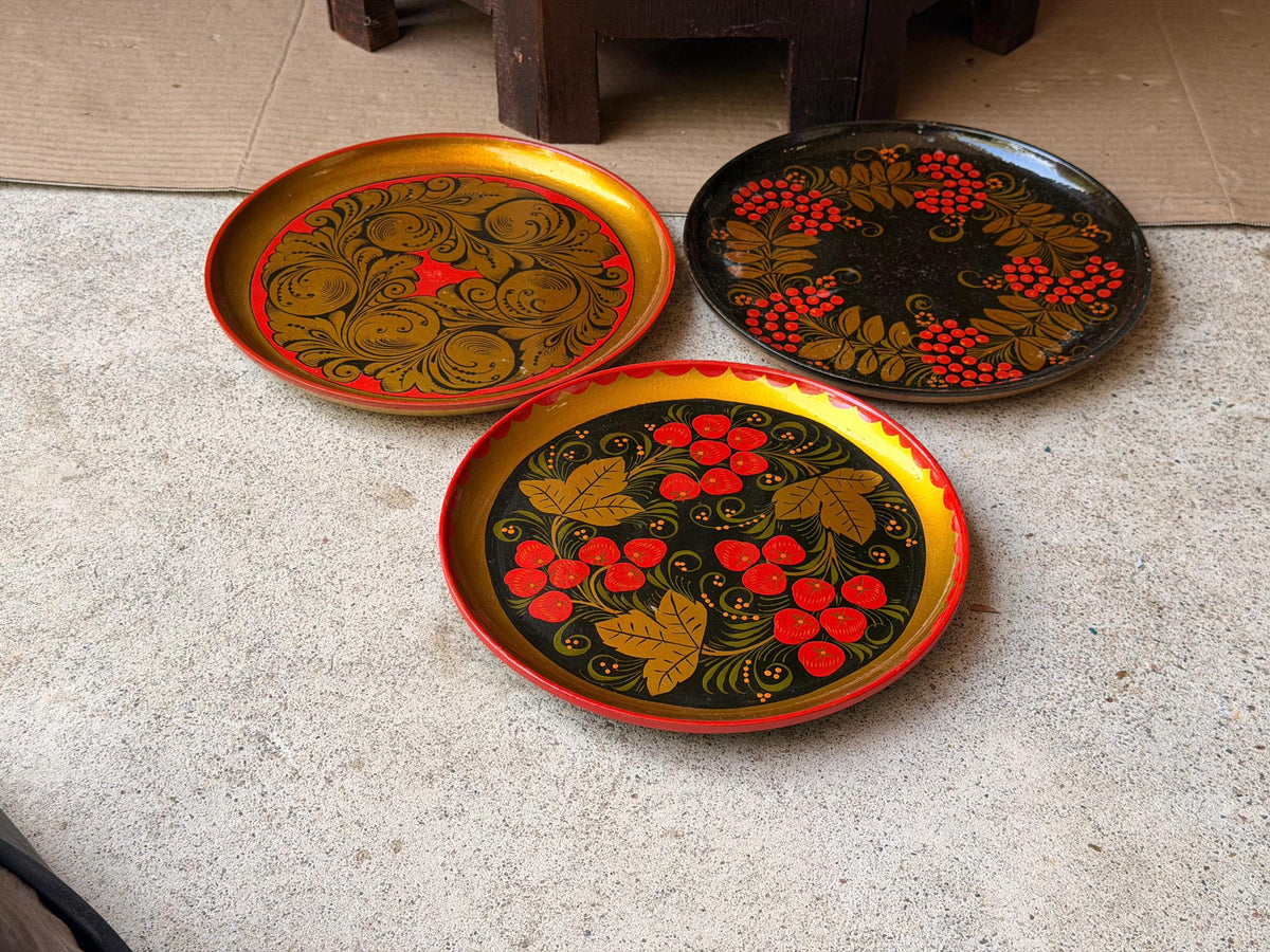 Eastern European Folk Art Hand Painted Wood Lacquer Plates Gold Red Set 3 8.2"