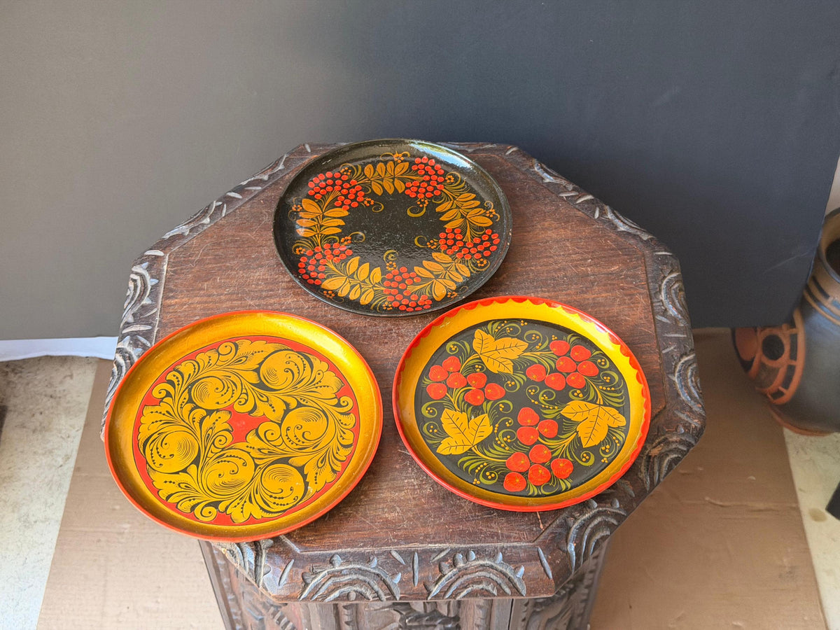 Eastern European Folk Art Hand Painted Wood Lacquer Plates Gold Red Set 3 8.2"