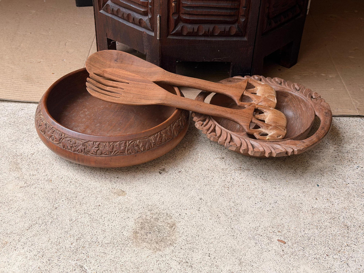 Vintage Hand Carved Wood Bowls Elephant Salad Servers Set 4 Pc
